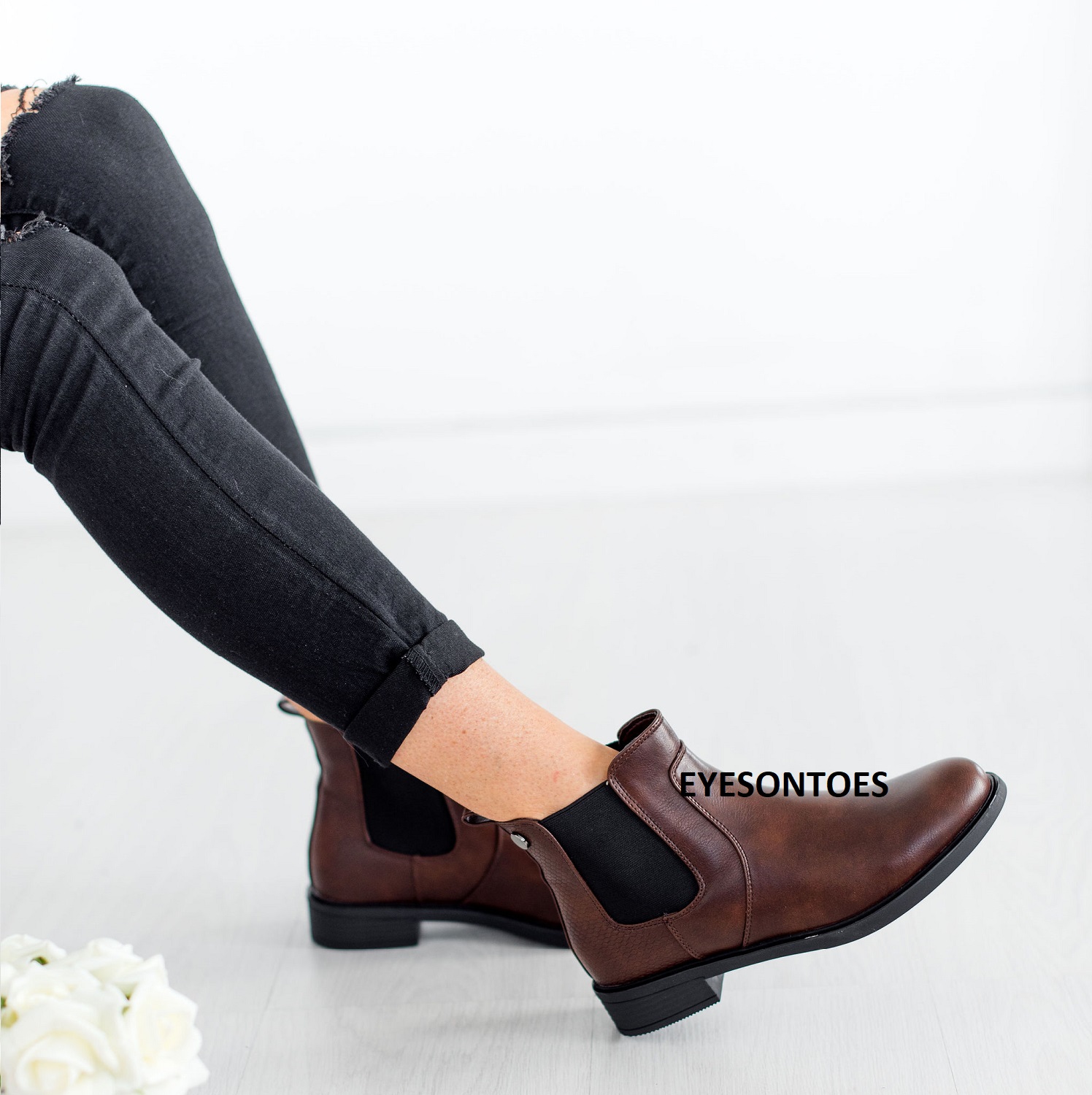 womens dealer boots size 7
